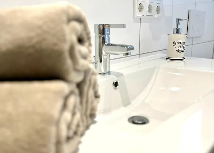 Lägenhet Schlafgemach - Gemuetlicher Urlaub Zwischen Ostsee Und Holsteinische Schweiz - Boxspringbett & Wallbox